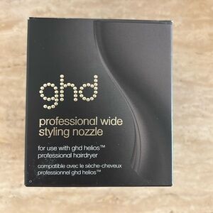 ghd helios™ wide styling hair dryer nozzle
